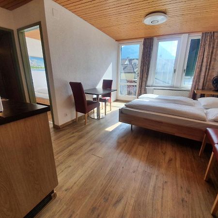 Downtown Apartment 9 Интерлакен Экстерьер фото